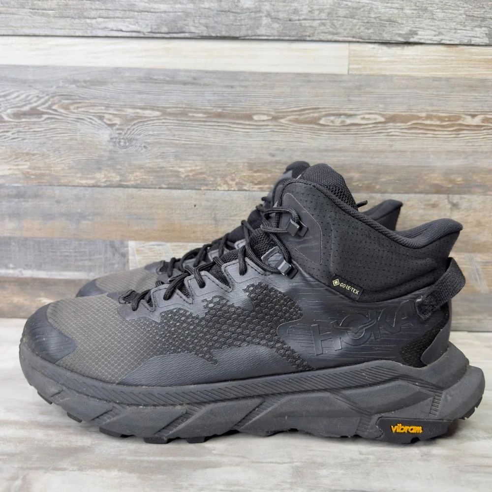 Hoka One One conquer elements